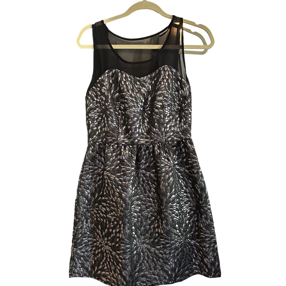 Black Elle Cocktail Dress Women’s Size 6 Midi Length